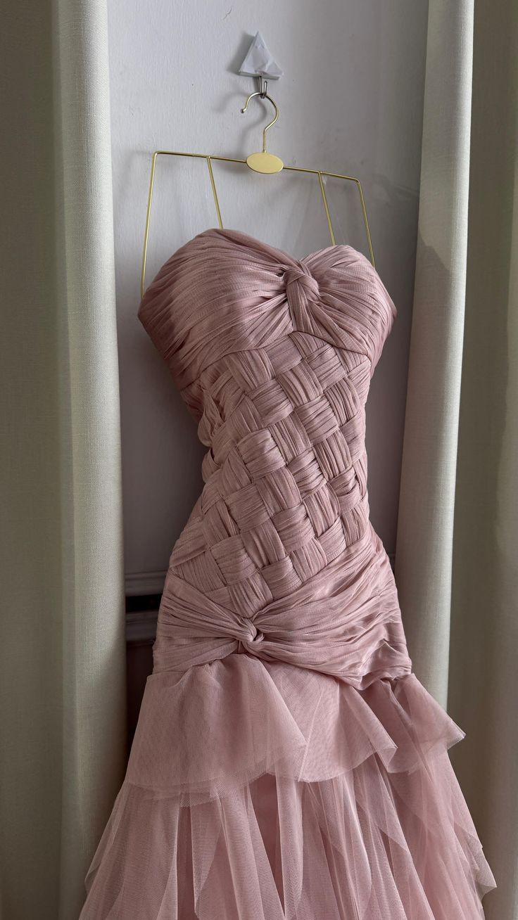 Chic Dusty Pink Mermaid Strapless Tulle Without Sleeves Long Prom Dress, Evening Dress