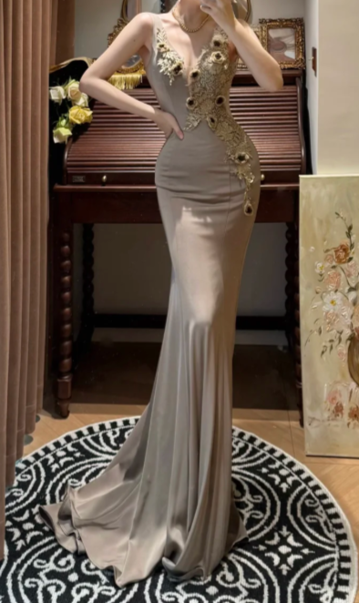 Sexy Mermaid V-Neck Satin Lace Applique Without Sleeves Long Prom Dress, Evening Dress - FashionDia