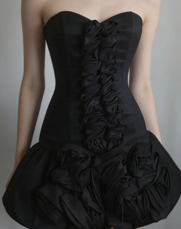 Cute Black A-Line Sweetheart Satin Short Homecoming Dress 19th Birthday Outfits - FashionDia