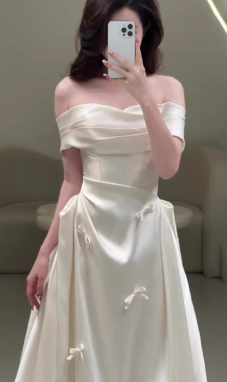 Elegant A-Line Off-the-Shoulder SatinWith Bow Long Prom Dress, Evening Dress - FashionDia