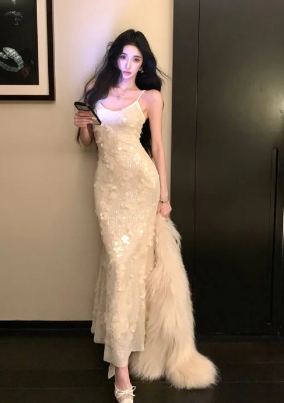Chic Mermaid Spaghetti Straps Satin Applique Long Prom Dress, Evening Dress - FashionDia
