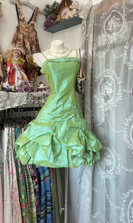 Cute A-Line Spaghetti Straps Satin Short Homecoming Dress 19th Birthday Outfits - FashionDia