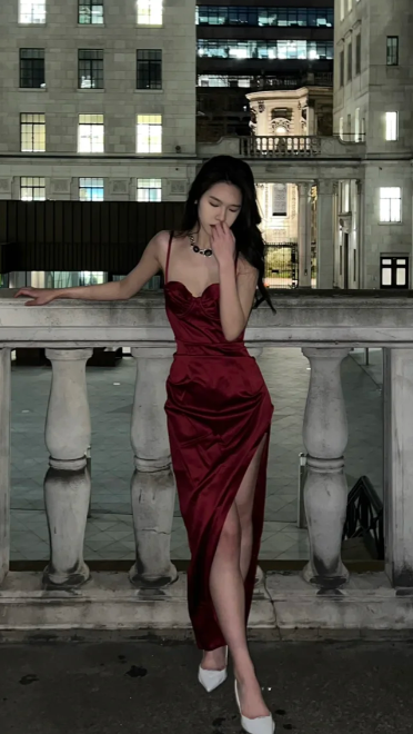Classy Mermaid Burgundy Spaghetti Straps Satin Slit Long Prom Dress, Evening Dress - View 2 | FashionDia