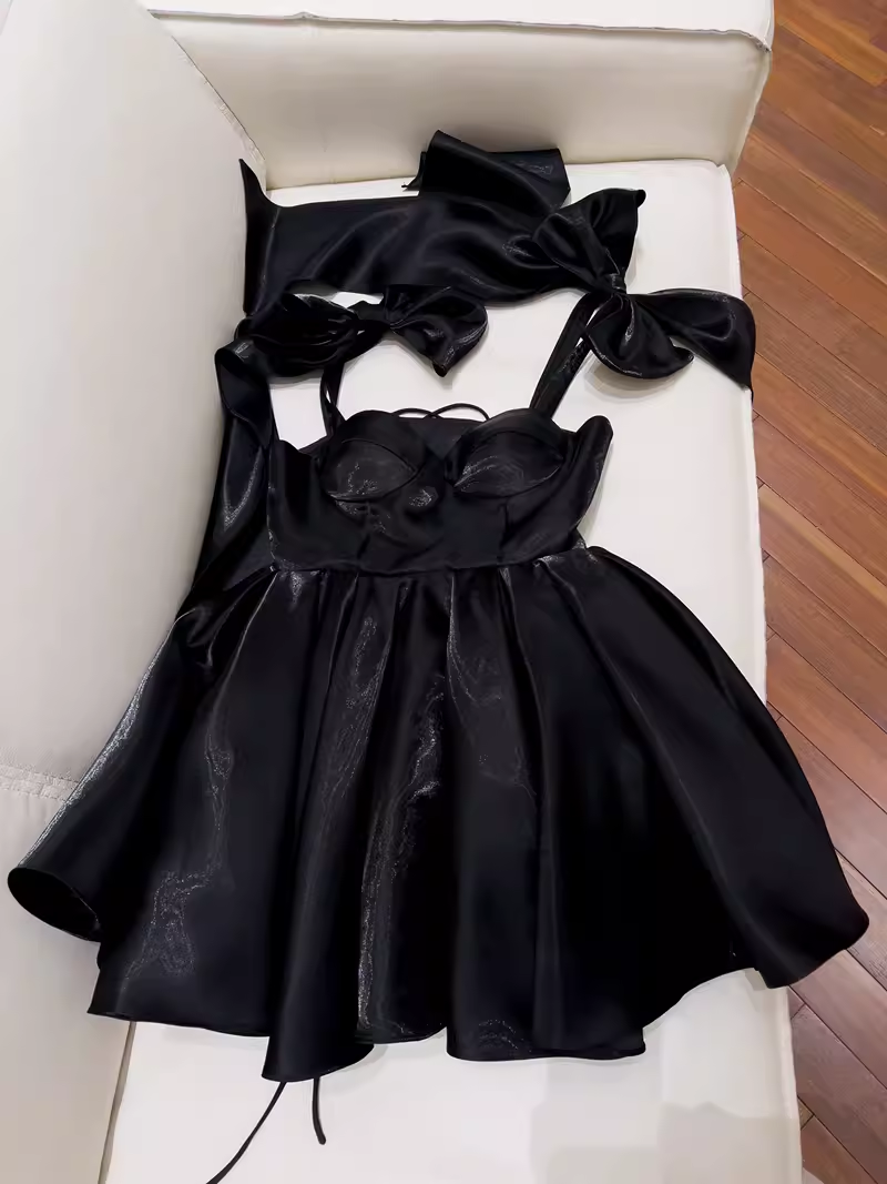 Sexy A line Straps Black Satin Birthday Outfit Homecoming Dresses