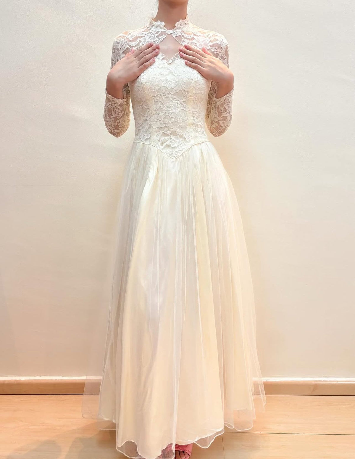 Long Lace Sleeves Vintage Wedding Dress A-Line Bridal Dress