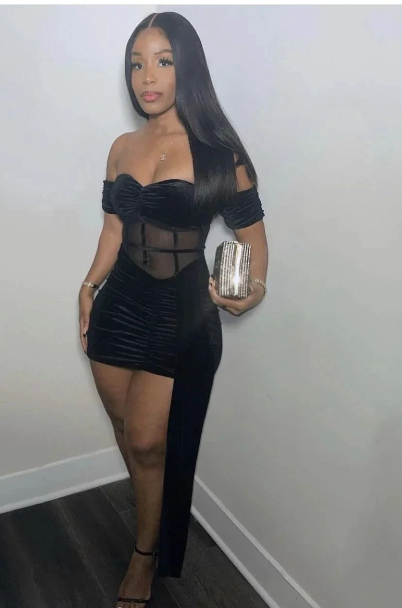 Black Sexy Patchwork Solid See-through Backless Off the Shoulder Homecoming Dress (ZD11994)