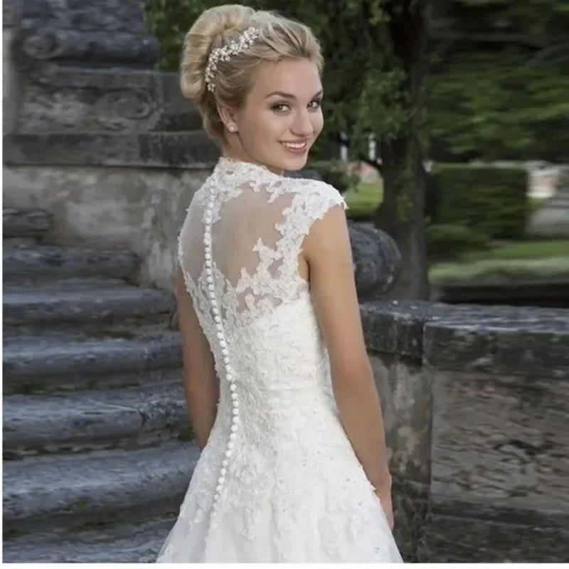 Cap Sleeve Wedding Dresses Amazing Neck Vestidos De Novia Appliques Vestido De Noiva Lace Robe De Mariée (ZD14042)