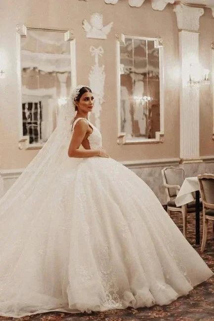 Cap sleeves Ivory Ball Gown Floor length Wedding Dress (ZD15703)