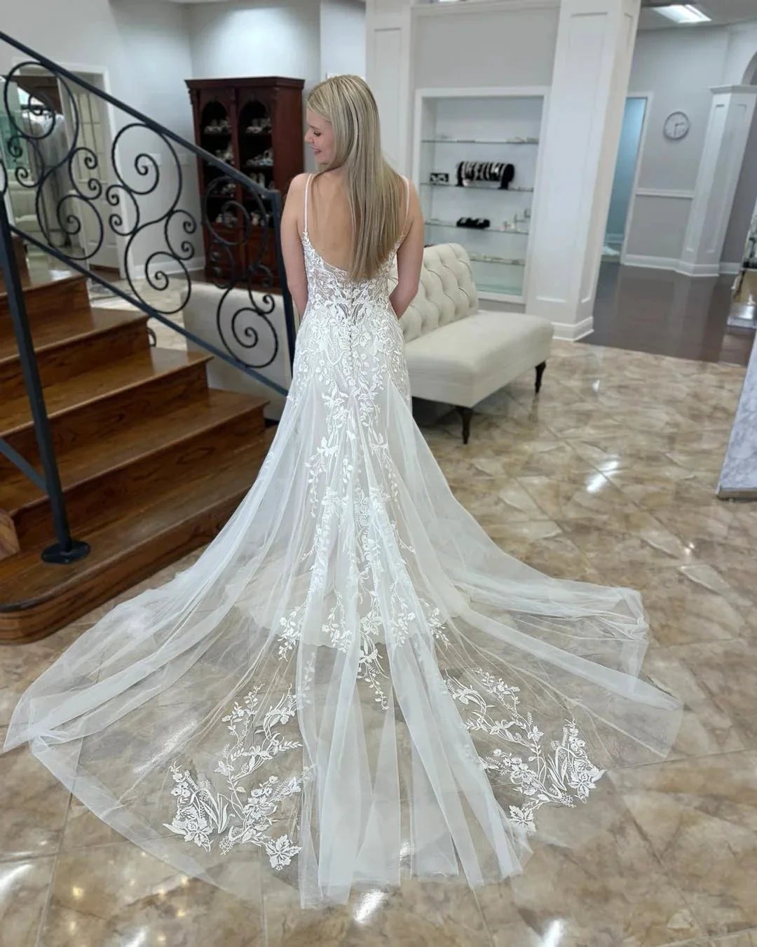 Charming A-line V-neck Sleeveless Appliques Lace Train Wedding Dress (ZD15595)