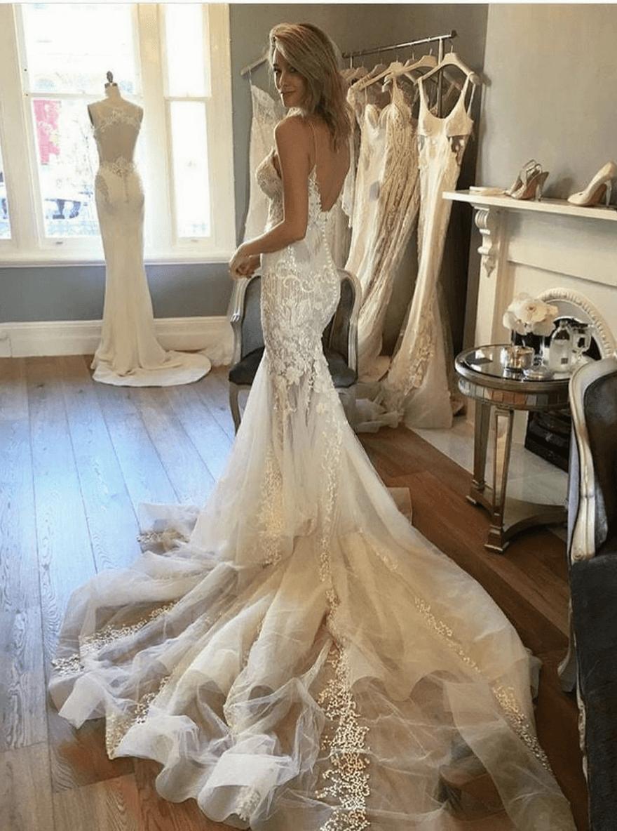 Charming Spaghetti-Strap Mermaid Wedding  Dress Lace Zipper Button Tulle Bridal Gowns