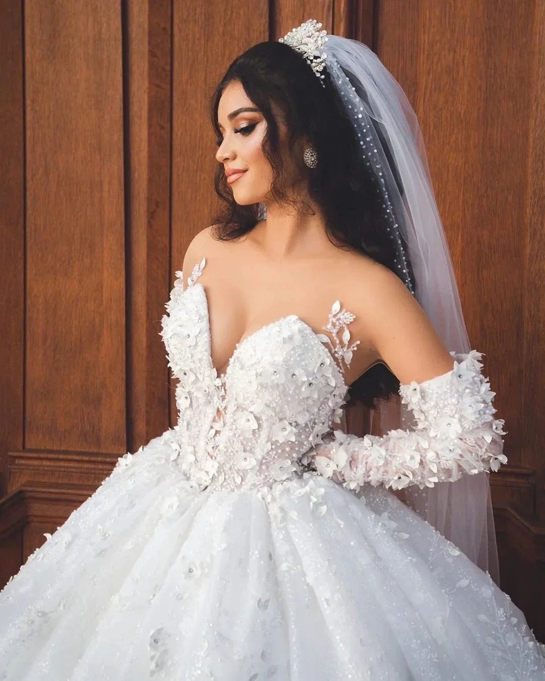 Chic Long White V-neck A-line Appliques Wedding Dress With Sleeves And Train (ZD15652)