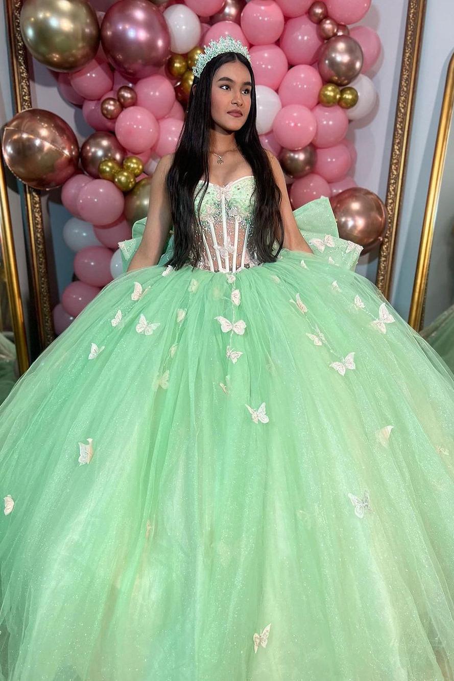 Chic & Modern Ball Gown Sweetheart Neck 3D Butterfly Appliques Bow Knot Mint Green Tulle Princess Evening Party Gown Quinceanera Dress For Sweet 16