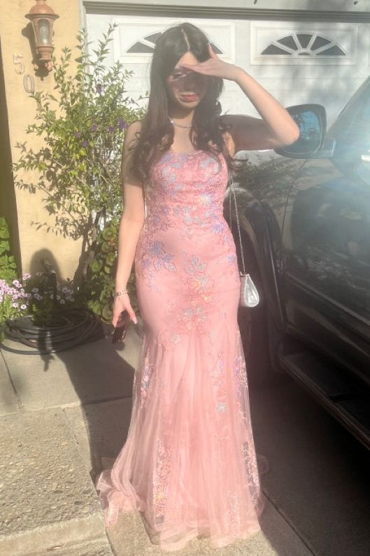 Chic Mermaid Spaghetti Straps Light Pink Long Prom Dress with Appliques - FashionDia