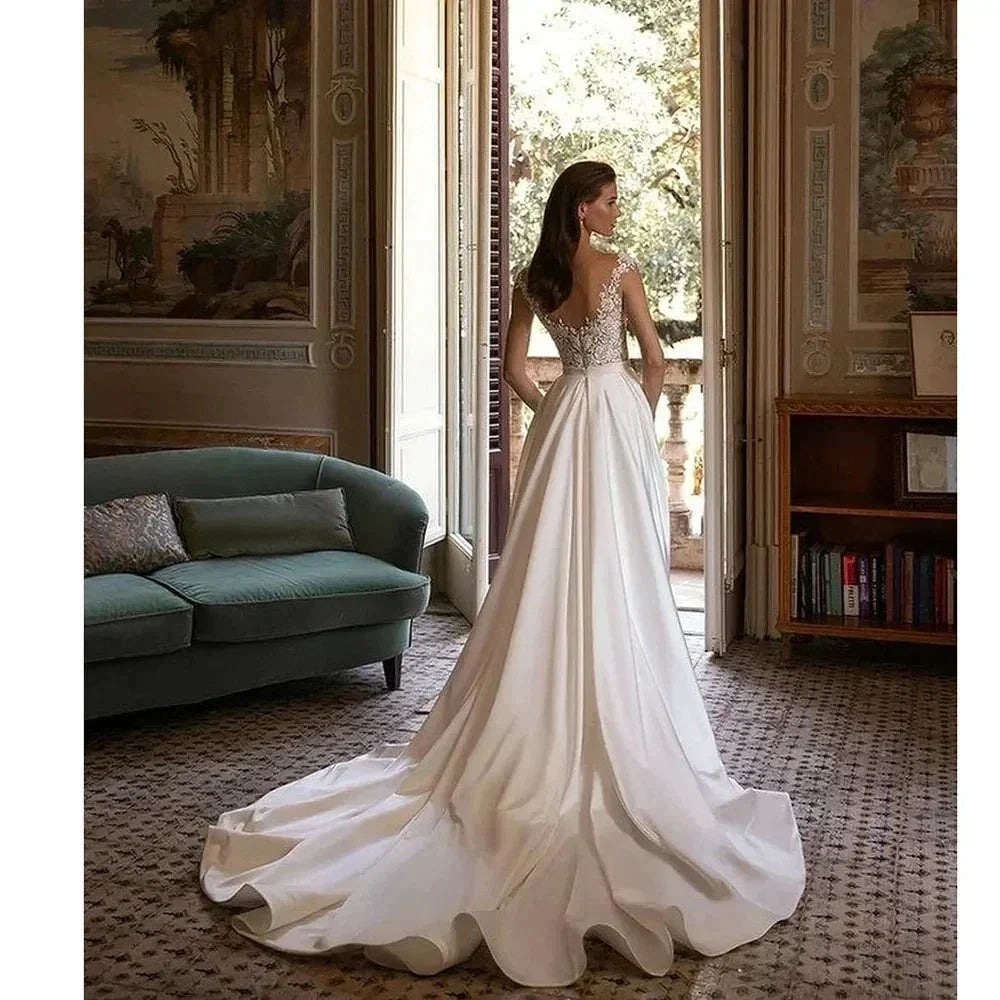 Classic Sexy Wedding Dresses A Line Lace Appliques Long Sleeve Ball Gowns Woman's Formal Bride Beach Party Vesti Dosde Fiesta (ZD13513)