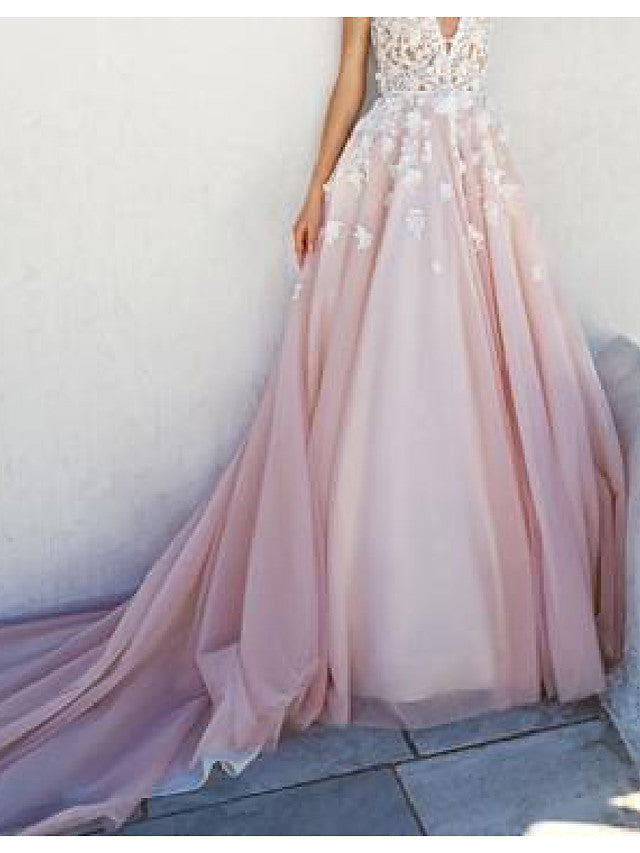 Country Plus Size A-Line Wedding Dress Plunging Neck Lace Tulle Sleeveless Sexy Bridal Gowns with Watteau Train