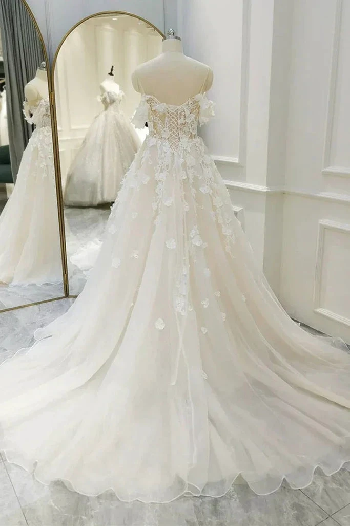 Off Shoulder Light Champagne Tulle Lace Long Wedding Dress (ZD13586)