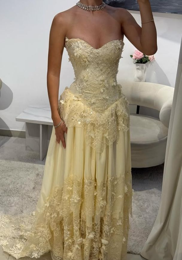 Pretty Strapless Yellow A Line Chiffon Lace Appliques Long Prom Dress Wedding Guest Dress