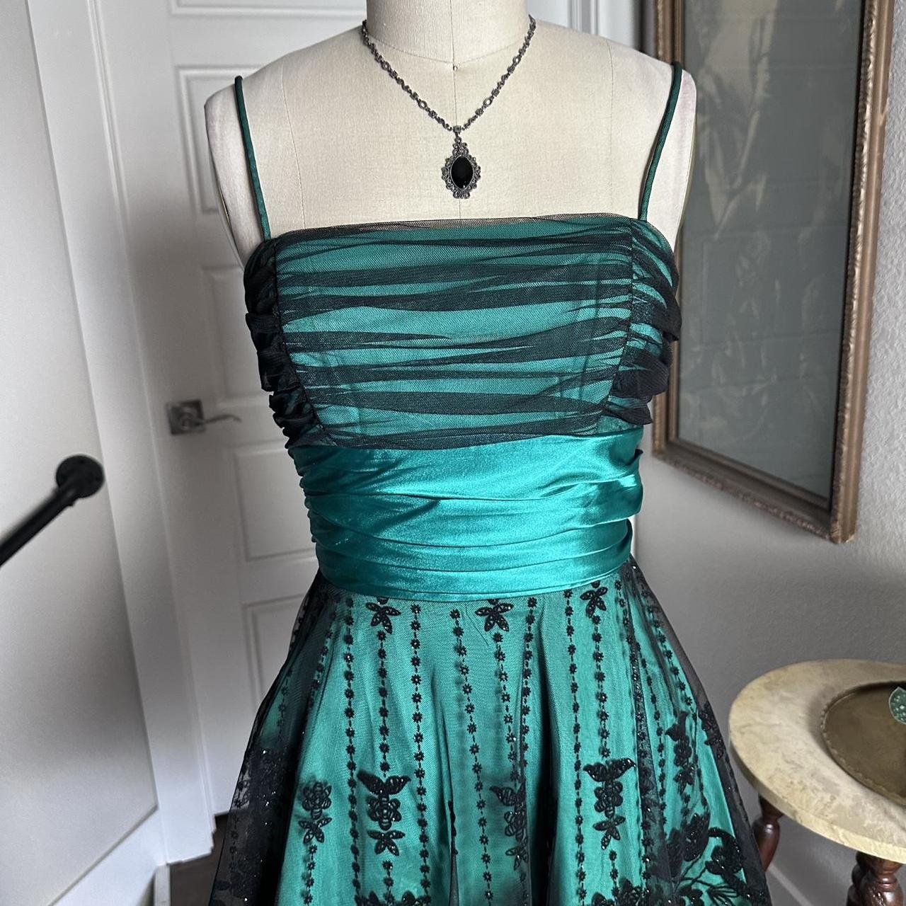 Vintage Green Spaghetti Straps Short A Line Homecoming Dress Cocktail Dress