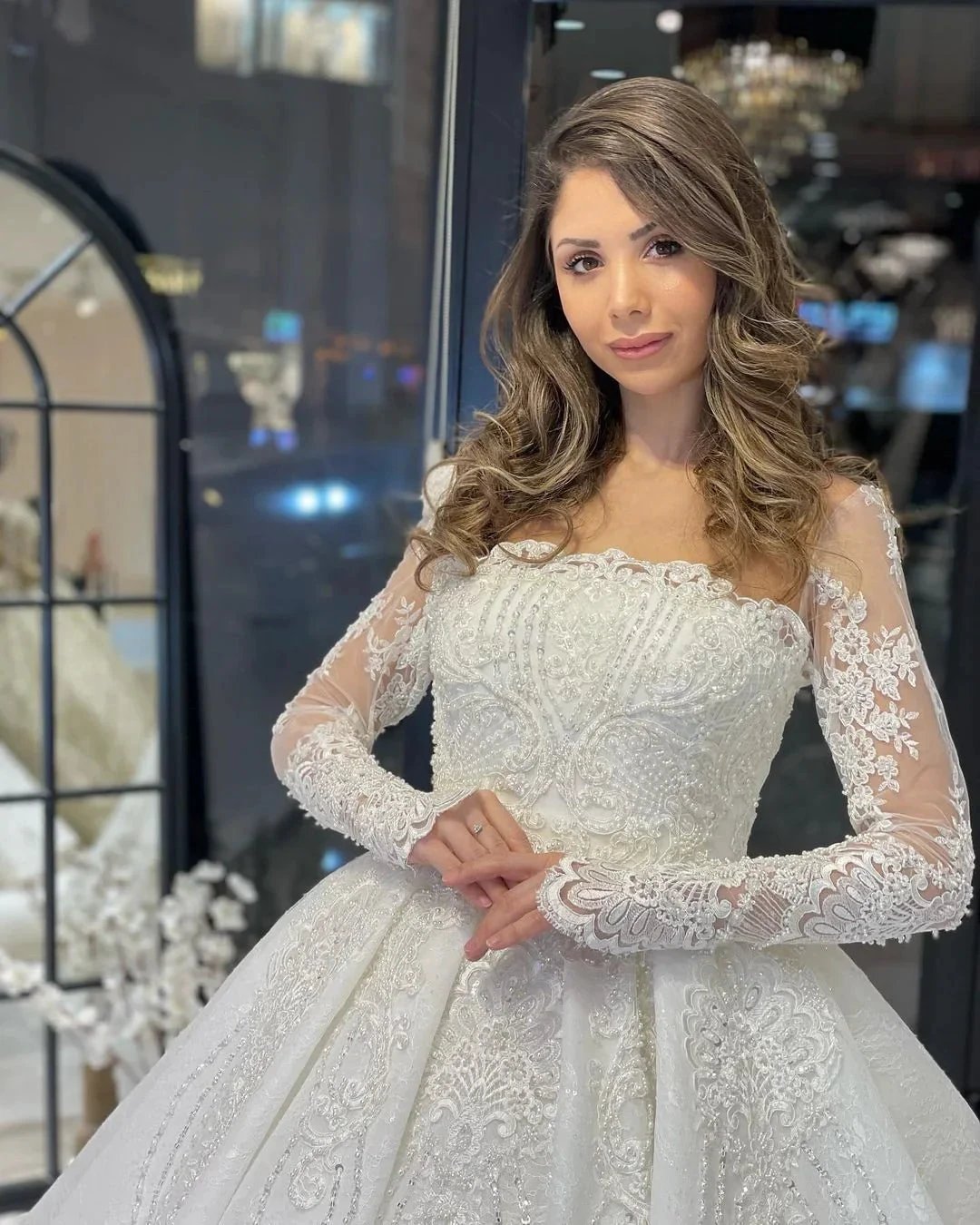 Deluxe Floor Length Long Sleeves A-Line Lace Wedding Dress with Ruffles (ZD14798)