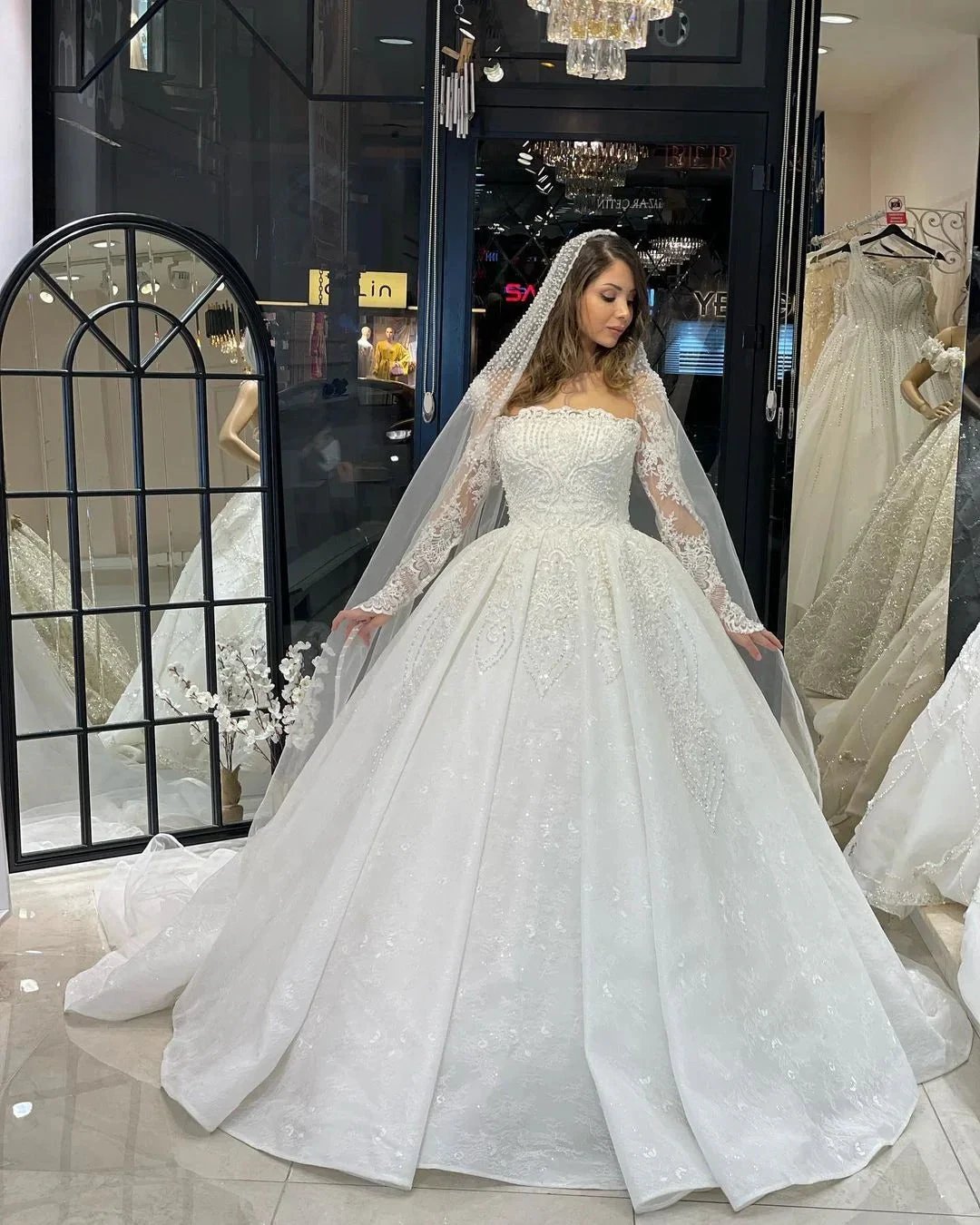 Deluxe Floor Length Long Sleeves A-Line Lace Wedding Dress with Ruffles (ZD14798)
