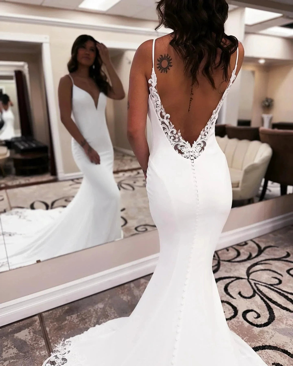 Designer Mermaid Spaghetti Straps Sleeveless Appliques Satin Lace Openback Train Wedding Dresses (ZD15556)