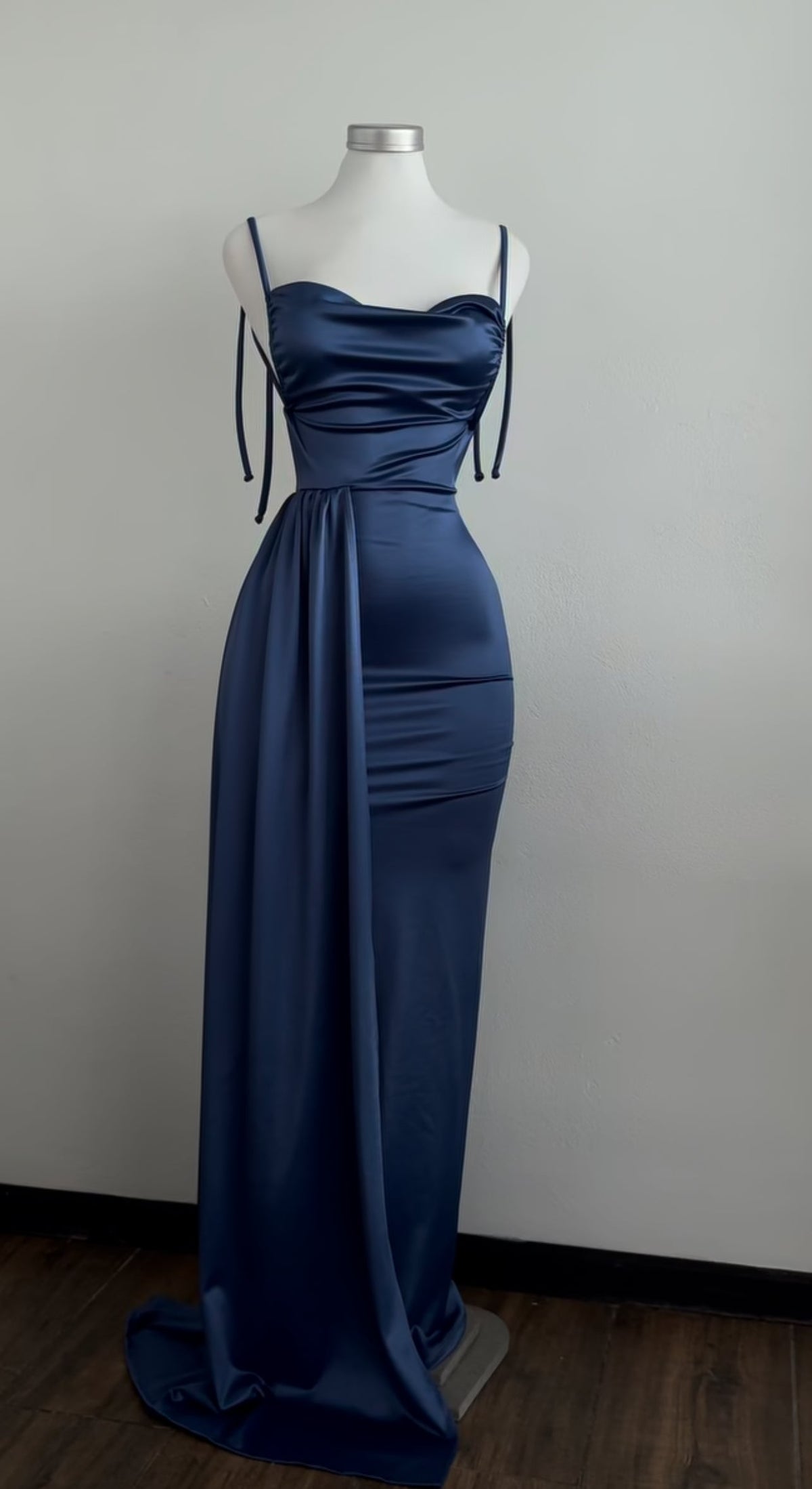 Spaghetti Straps Blue Satin Long Prom Dress Backless Sexy Evening Dress