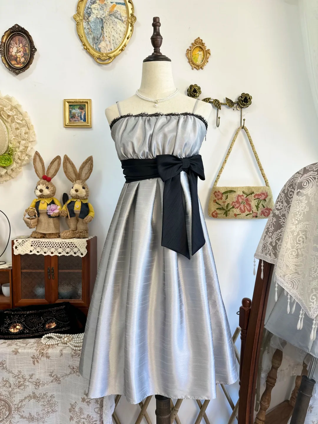 Vintage Silver Gray Satin A Line Short Prom Formal Graduation Homecoming Dress With Bow D309