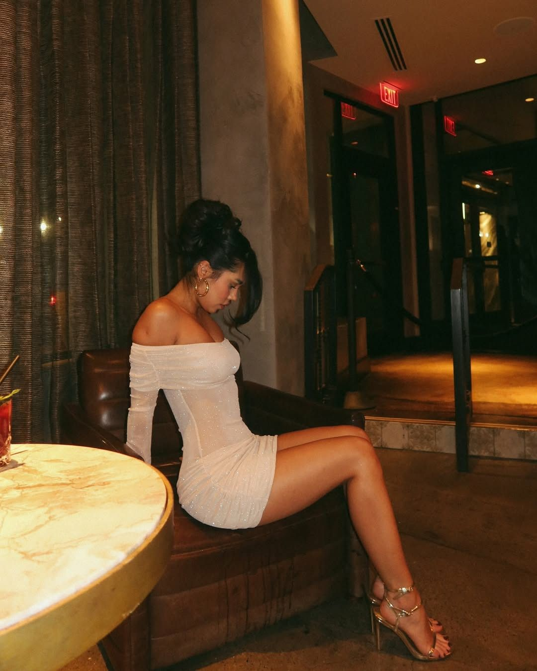 Sparkly Off The Shoulder Long Sleeves White 18th Birthday Outfits Short Graduation Homecoming Dress D039