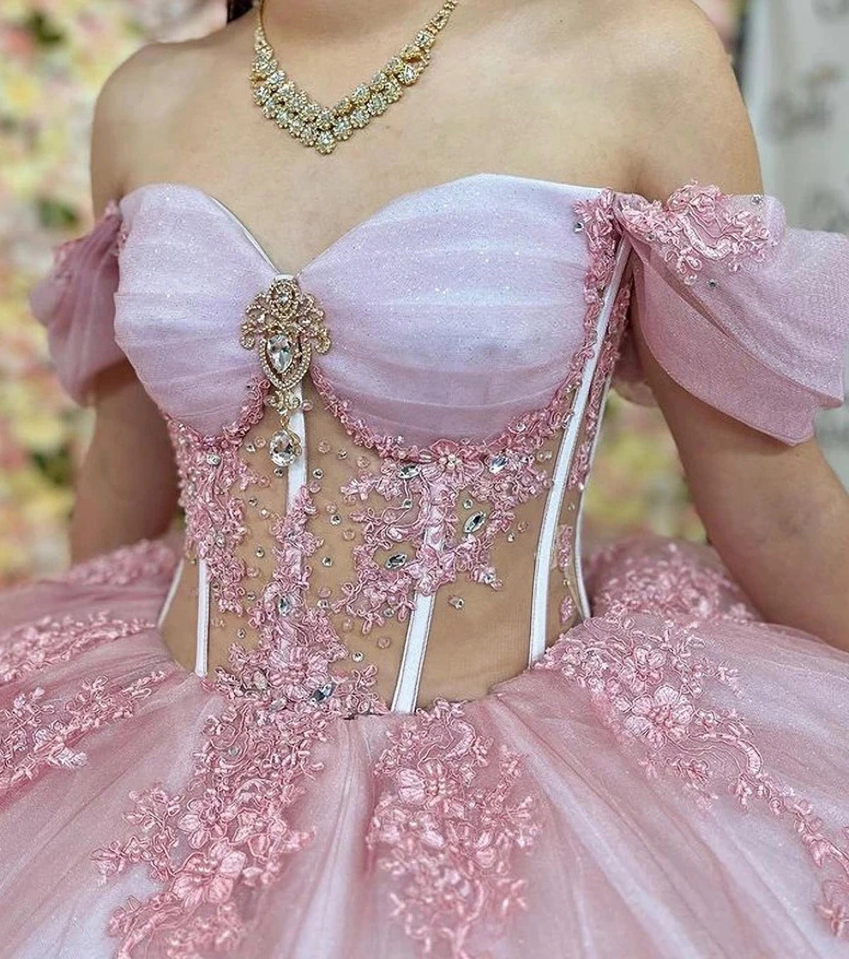 Elegant Ball Gown Off Shoulder Long Sleeves Lace Appliques Sweep Train Pink Tulle Quinceanera Dress For Sweet 16