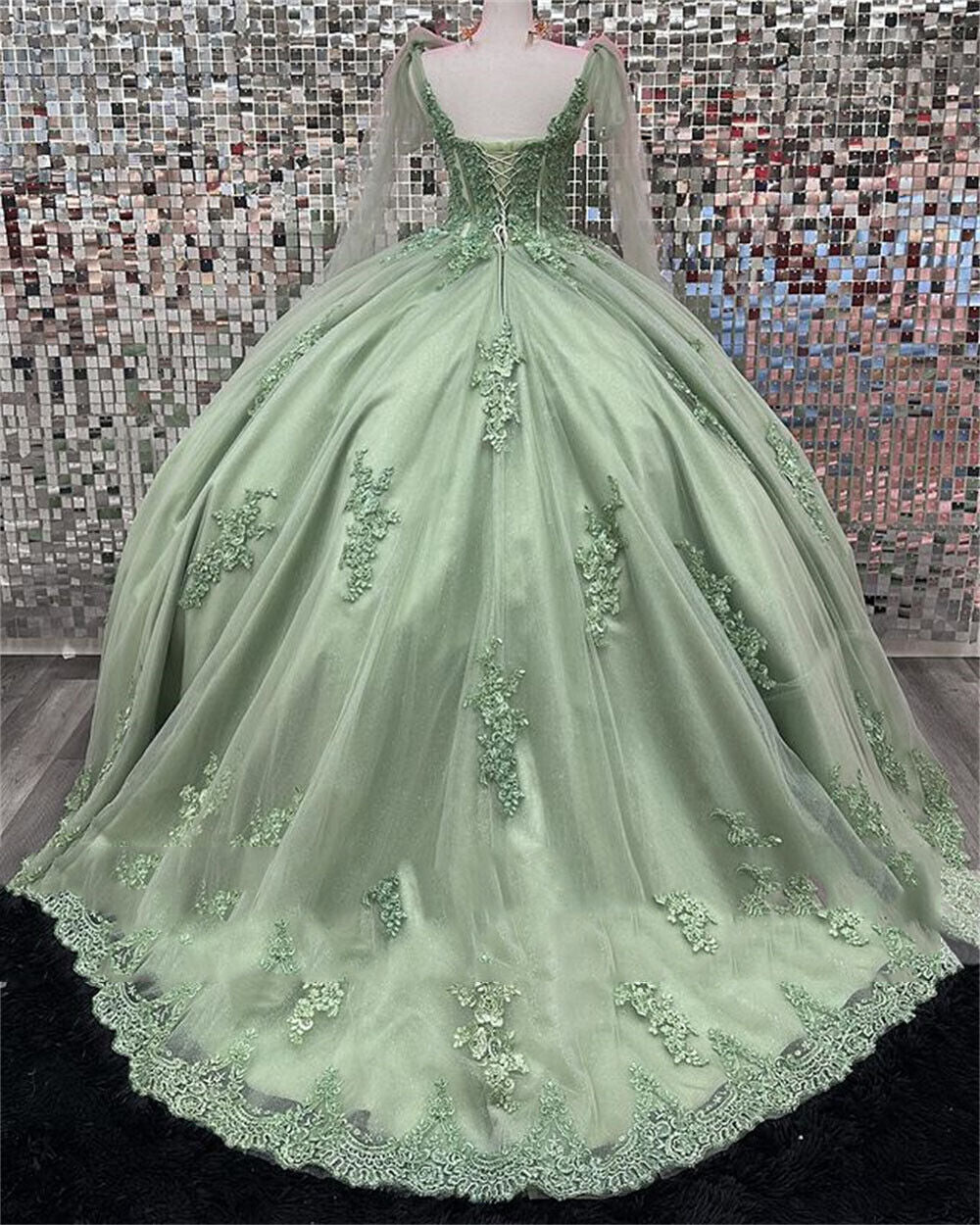 Elegant Ball Gown Strapless Straps Sleeveless Appliques Green Tulle Quinceanera Dresses For Sweet 16