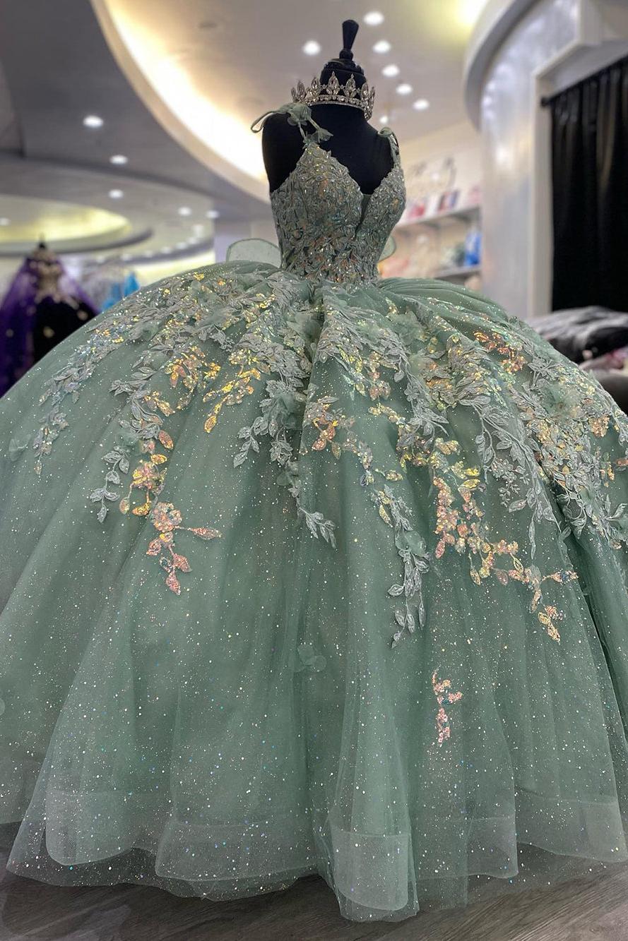Elegant & Gorgeous Ball Gown V Neck Spaghetti Straps Sleeveless Lace Appliques Beaded Mint Green Tulle Princess Party Gown Quinceanera Dresses For Sweet 16