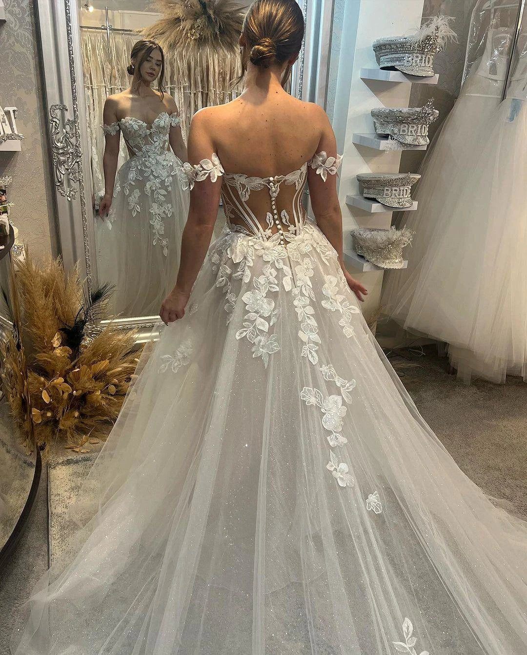Elegant Long A-line Off-the-shoulder Sweetheart Appliques Glitter Wedding Dress (ZD15661)