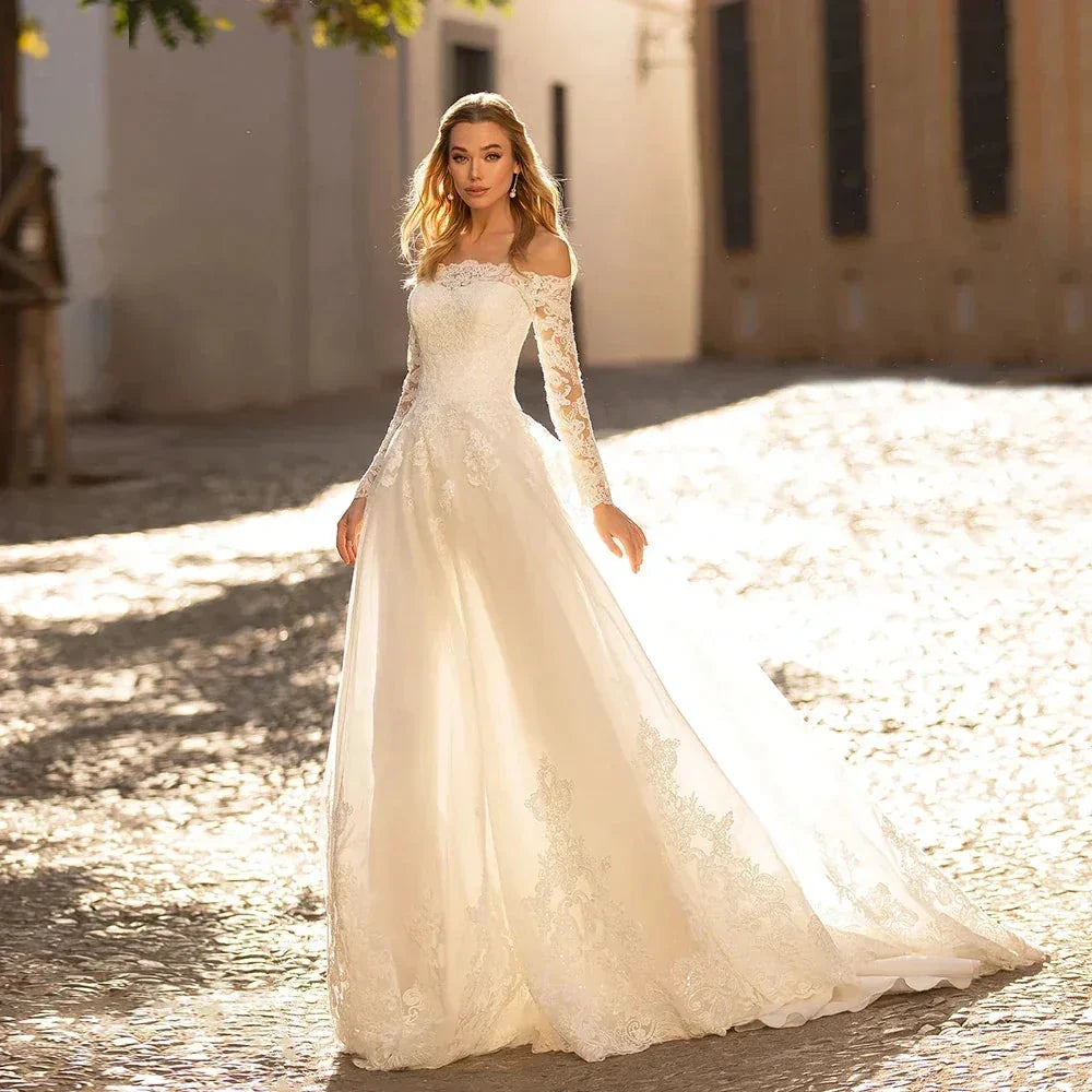Elegant Long Sleeve Wedding Dresses Off The Shoulder Boat Neck Lace Appliques Sweep Train A-Line Bridal Gown Vestidos De Novia (ZD14089)