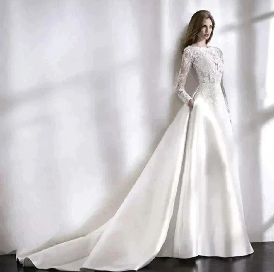 Elegant White Wedding Dress Italian Vintage Backless Applique Lace Long Sleeve Pocket Floor-Length Bridal Gown Vestidos De Novia (ZD14214) - View 2 | VelvetHem