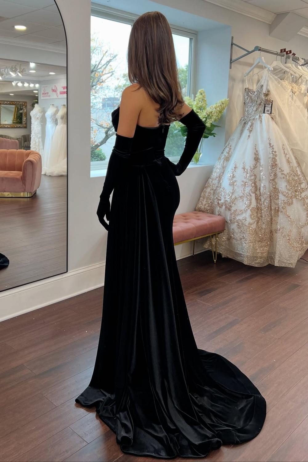 Elegant Mermaid Sweetheart Black Long Prom Dress with Beading(Gloves not included)