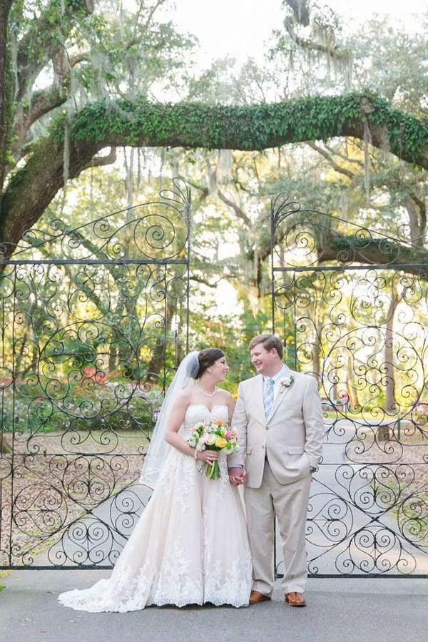 Elegant Sweetheart High Low Blush Wedding Dress with White Lace (ZD15468)