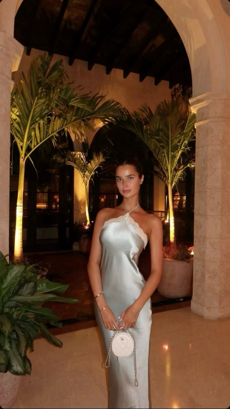 Sexy Halter Satin Lace Party Evening Dress Y8169 - VelvetHem