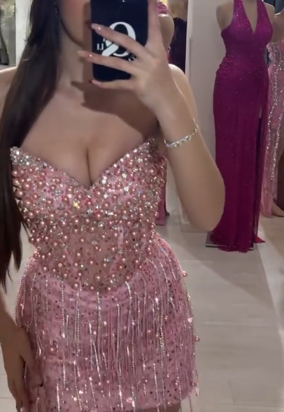 Gorgeous Strapless V Neck Sequin Beaded Sheath Cocktail Dress Pink Formal Graduation Homecoming Dress D169