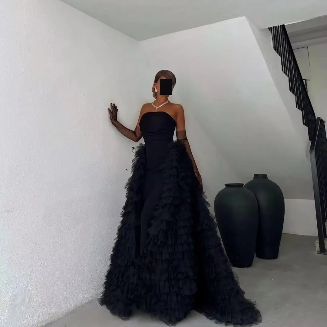 Mature Black Saudi Arabic Evening Dresses Strapless A-Line Formal Women Prom Party Gowns Special Occasion Dresses