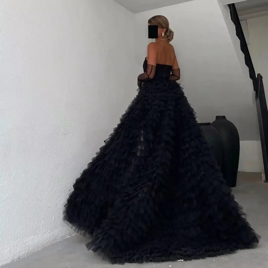 Mature Black Saudi Arabic Evening Dresses Strapless A-Line Formal Women Prom Party Gowns Special Occasion Dresses