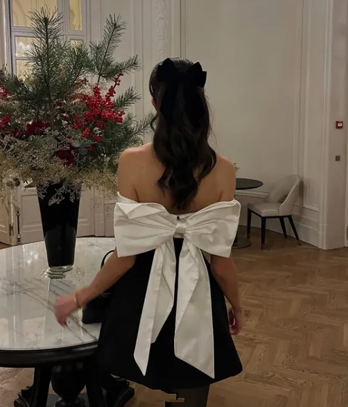 Unique Off The Shoulder A Line Homecoming Dress,Black Short Prom Dress
