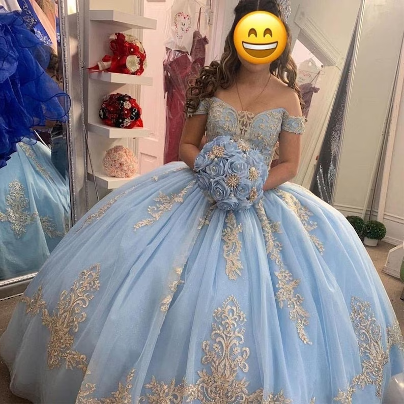 Baby Blue Ball Gown Quinceanera Dresses Off the Shoulder with Sleeves Sweet 16 Birthday Party Gowns Y403 - VelvetHem