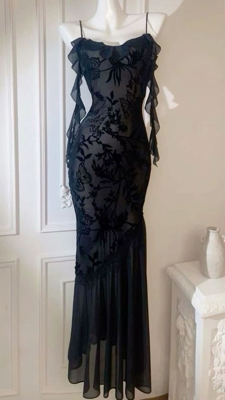 Charming Black Spaghetti Straps Mermaid Evening Dress Long Party Prom Dress
