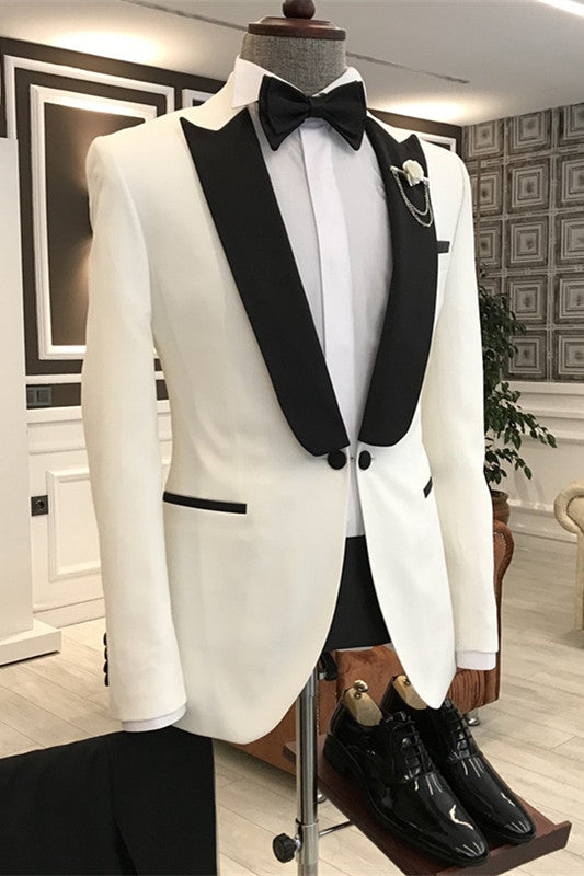 Glamorous White Peaked Lapel 2 Piece Prom Suit