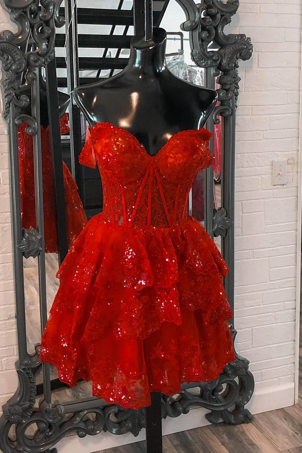 Glitter Fuchsia Homecoming Dresses Tiered A-Line Short Lace Prom Dress