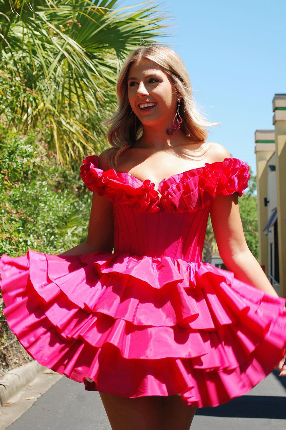 Golden Homecoming Dresses Off The Shoulder Corset Short Cocktail Dresses With Ruffles