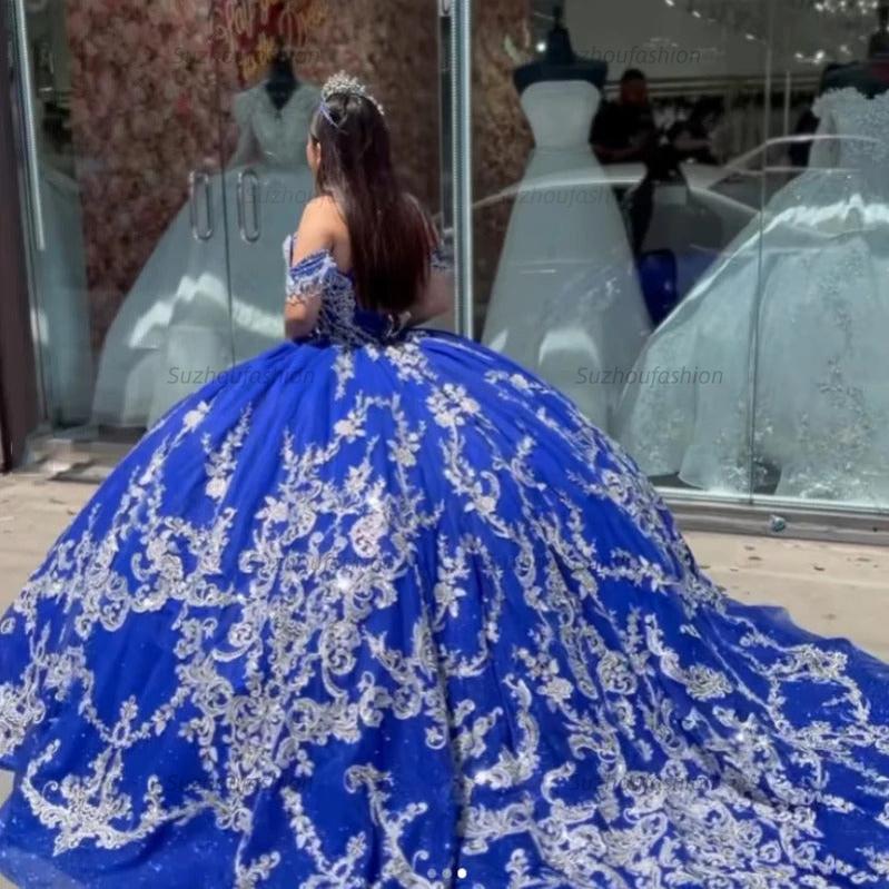 Gorgeous Ball Gown Off Shoulder Lace Appliques Beaded Royal Blue Tulle Princess Quinceanera Dress Formal Prom Party Gown For Sweet 16 Dress