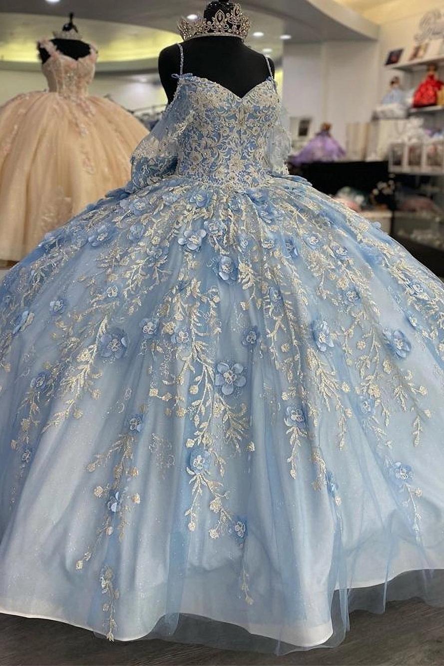 Gorgeous Ball Gown V Neck Spaghetti Straps Flower Appliques Beaded Lace Up Sky Blue Tulle Princess Gown Quinceanera Dress For Sweet 16