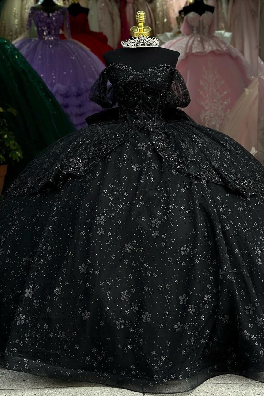 Gorgeous & Classic Ball Gown Off Shoulder Flowers Appliques Beaded Bow Knot Tiered Black Tulle Quinceanera Dress For Sweet 16