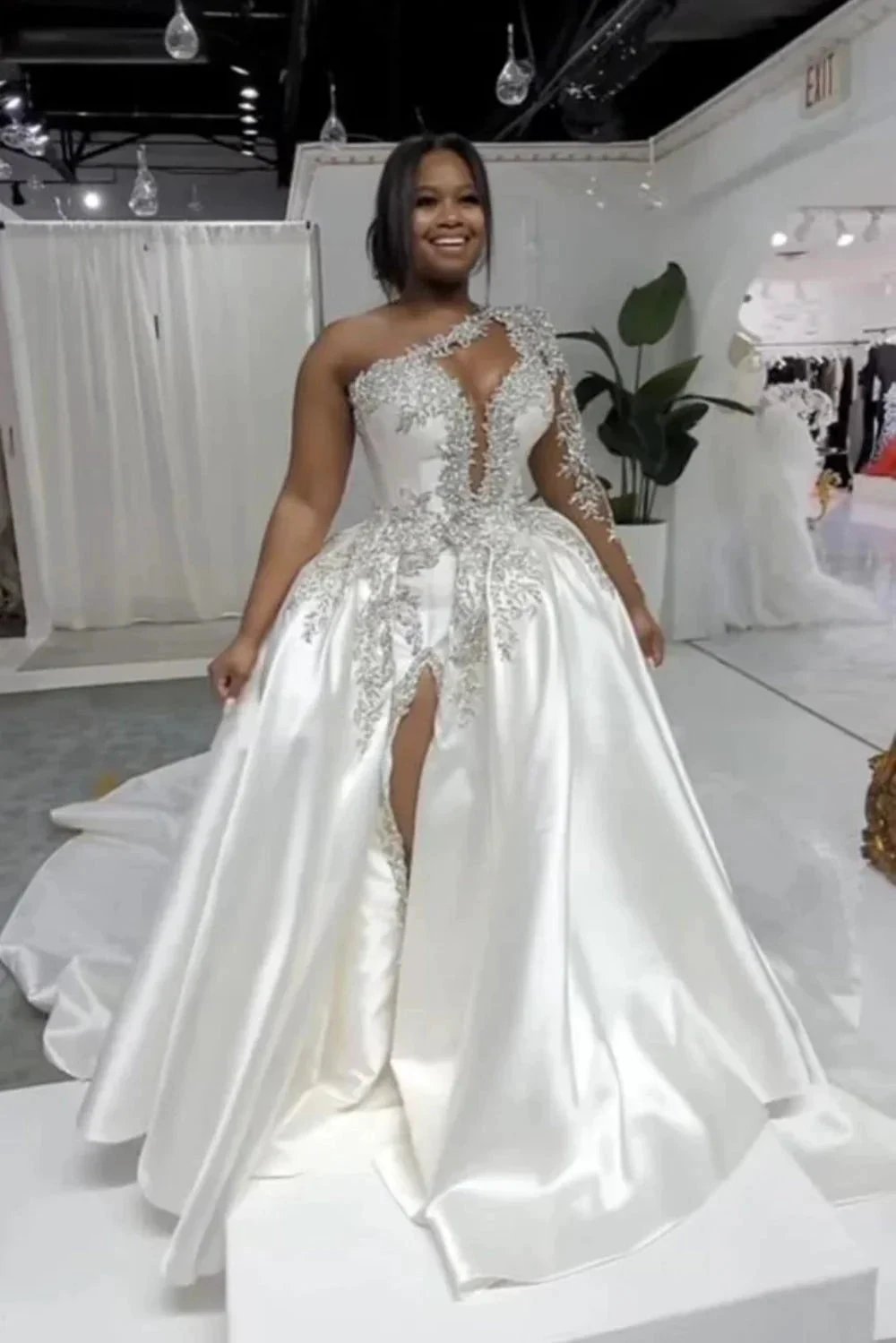 Gorgeous Long A-line Satin One Shoulder Beading Appliques Lace Wedding Dress with Slit (ZD14486)